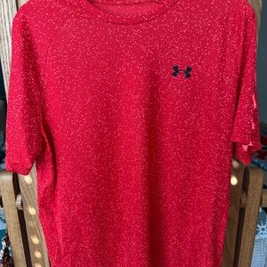 Under Armour Men’s Red T-Shirt